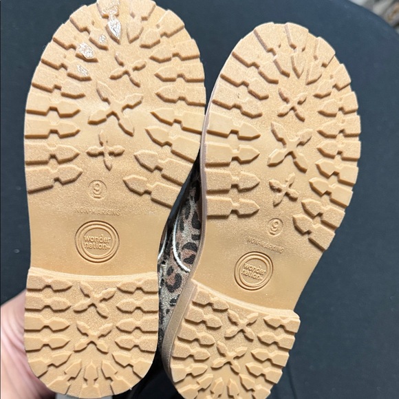 Leopard Print Lace-Up Boots for Kids - Picture 3 of 4